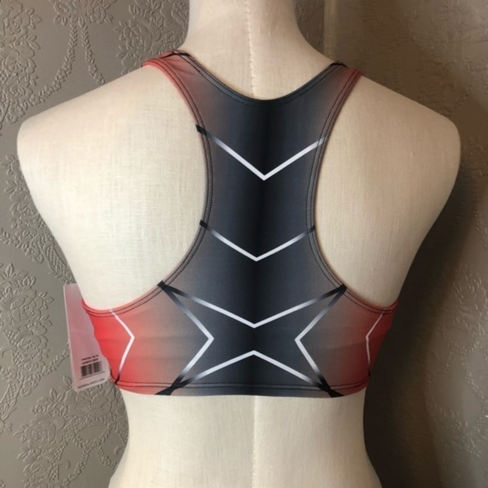 New Balance Achieve Crop Playmakers bra top Small New NWT - Picture 2 of 6